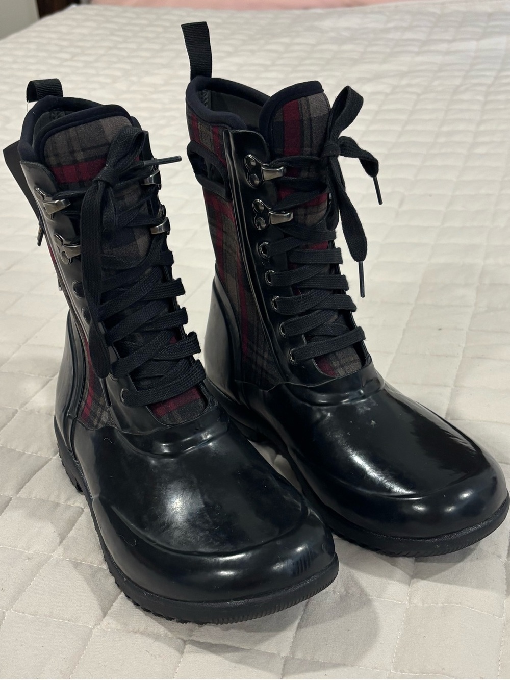 NWT BOGS Sidney Plaid Waterproof Rain Boots Womens 7 EU38 Black Plaid Insulated